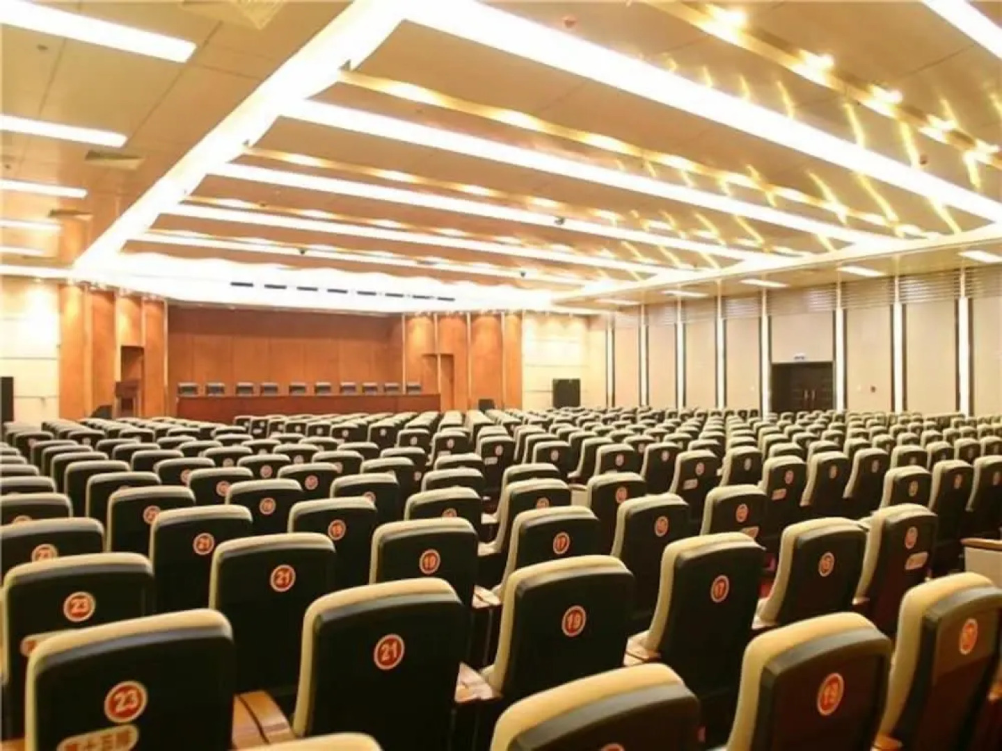 Qian'an Jin Jiang Hotel