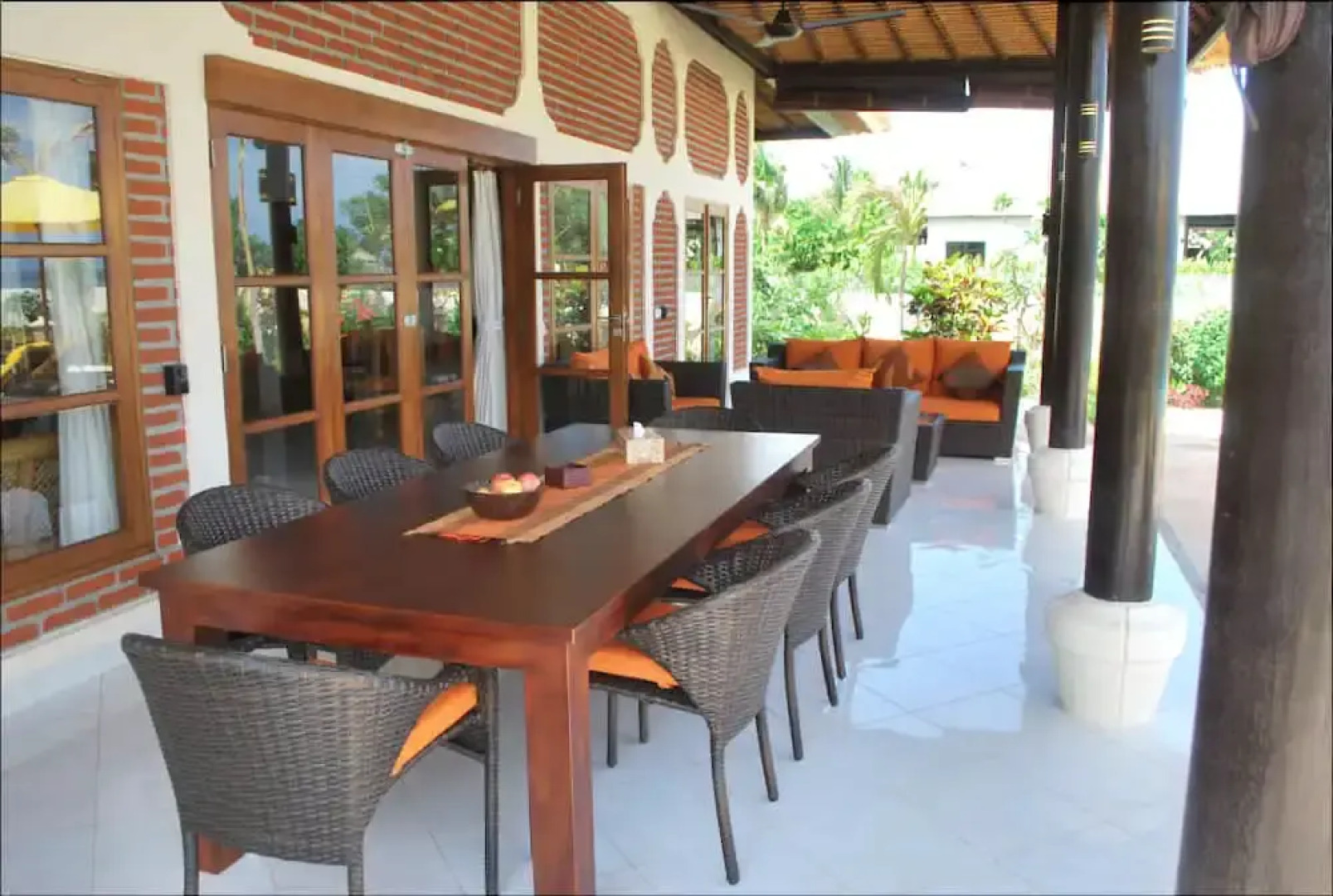 Villa Cerah Beachfront Holiday House