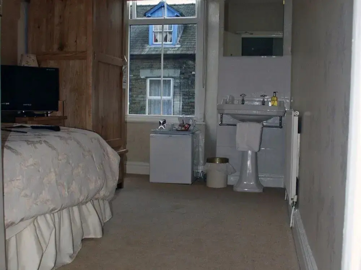 Thorneyfield Guest House