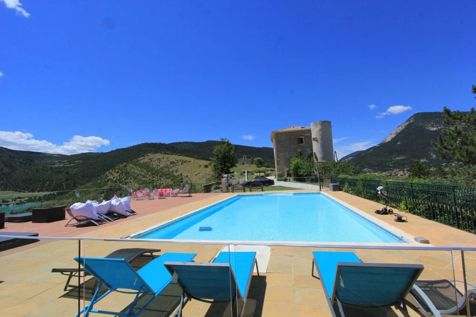 Chateau de Meouilles