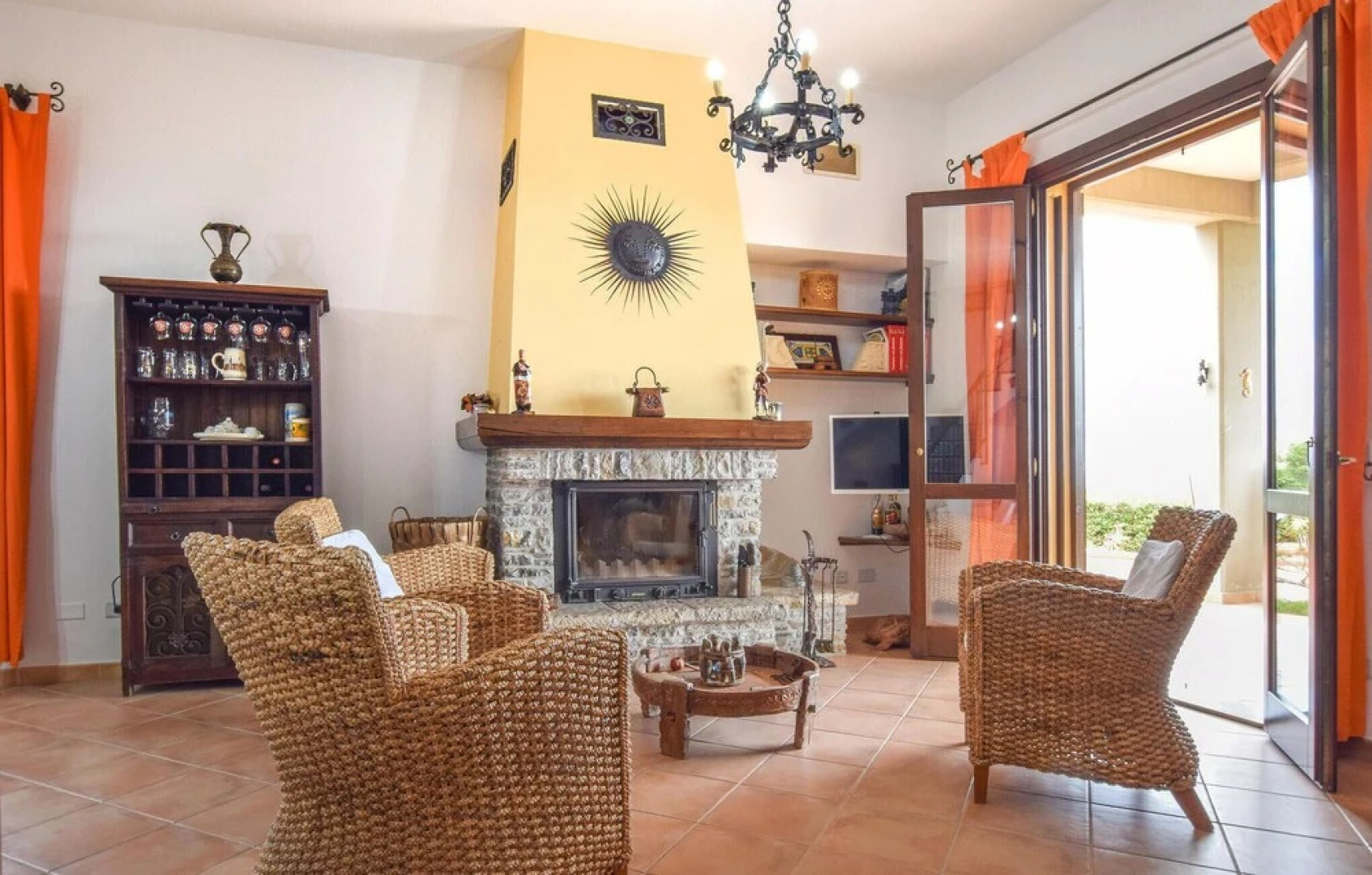 Stunning Home in Trabia With 3 Bedrooms, Wifi and Outdoor Swimming Pool