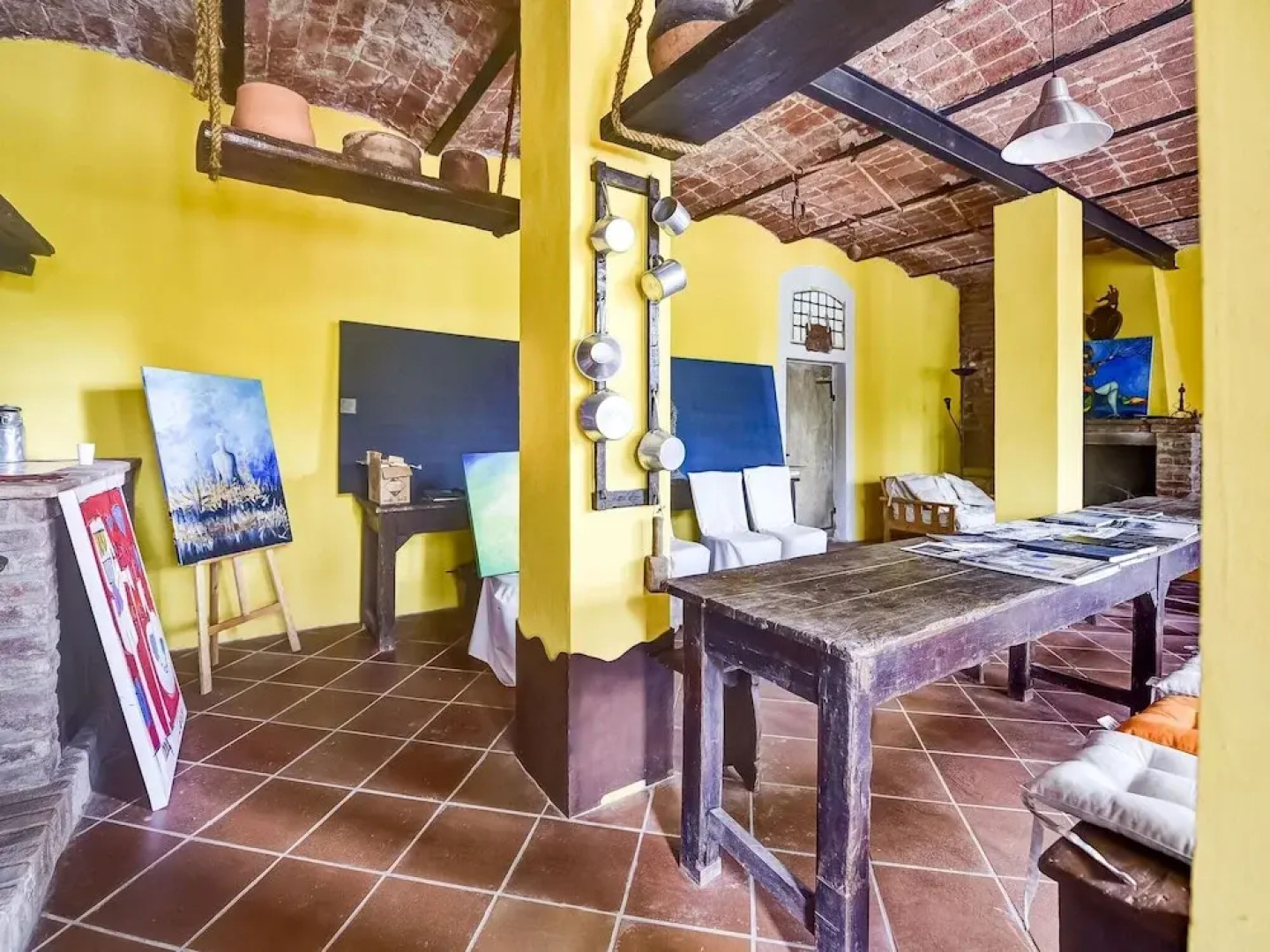 Cheerful Apartment in Migliandolo di Portacomaro With Garden