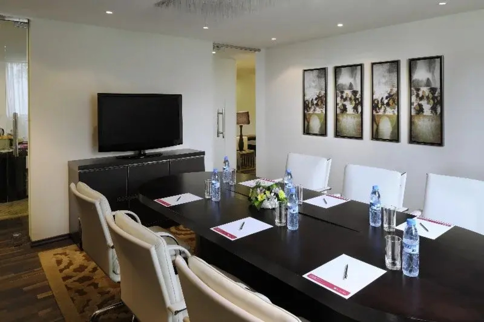 Отель Ramada by Wyndham Downtown Dubai