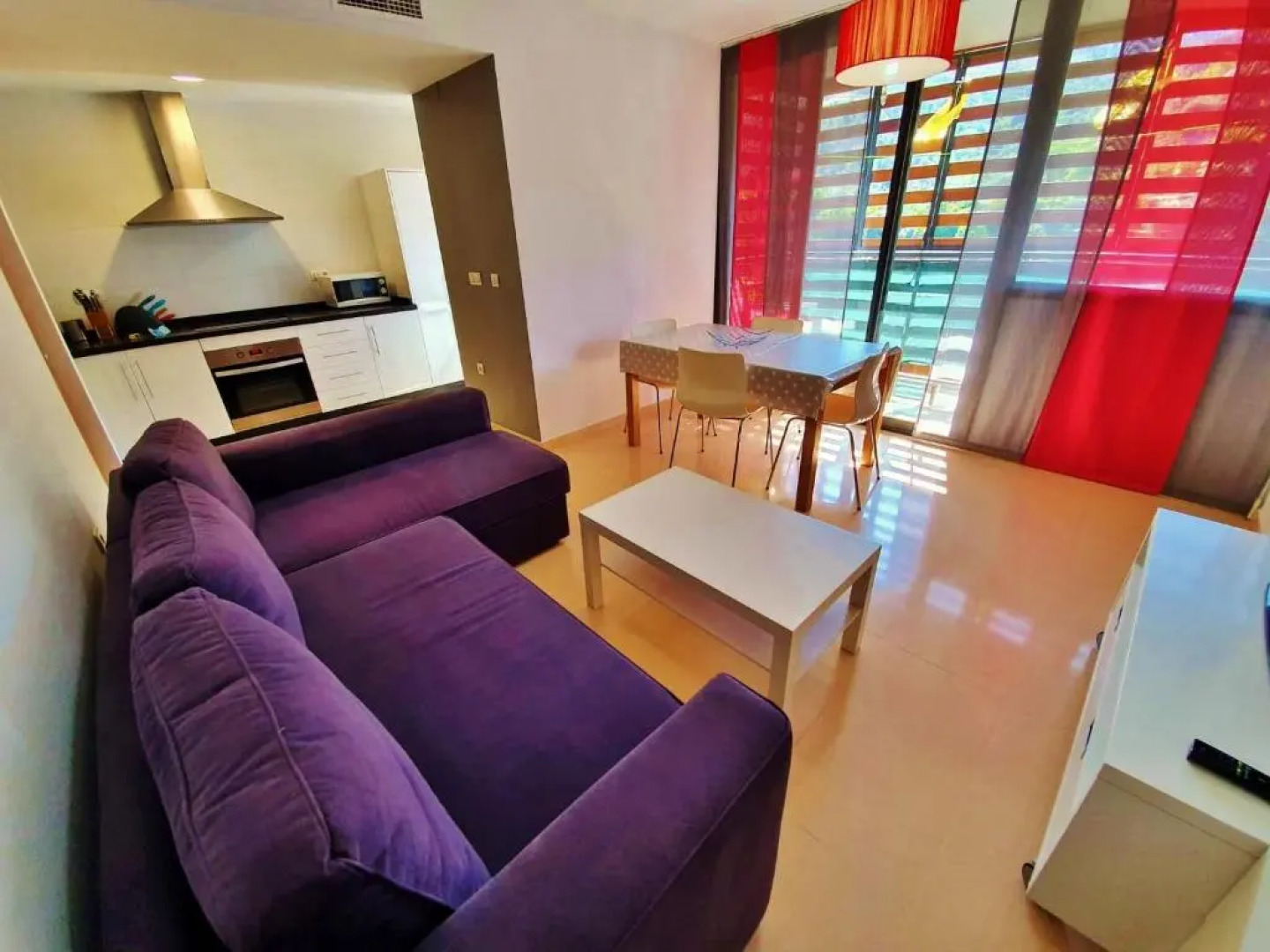 Velez Nazari Lugar20