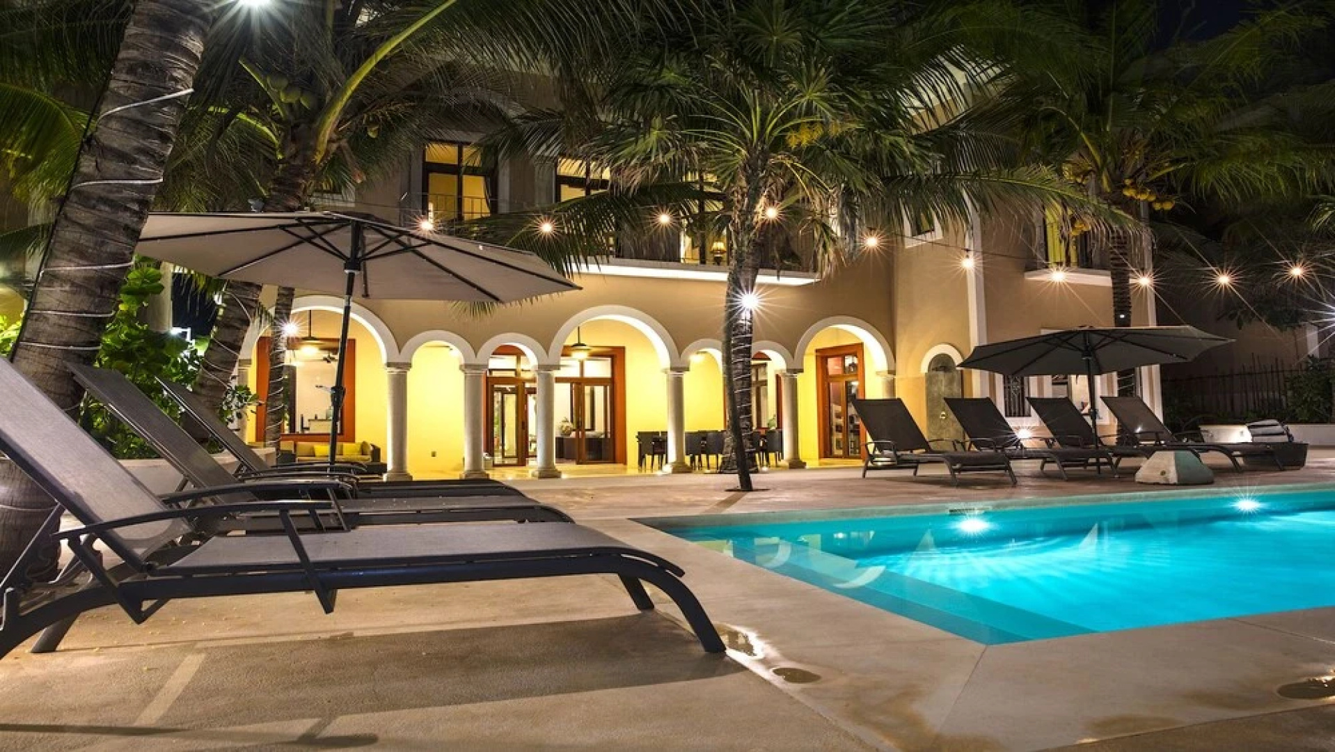 Hacienda Corazon 7-10BR Villa Full Staff By RMH