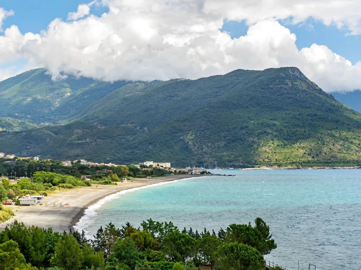 Pleasing Apartment in Villammare with Terrace