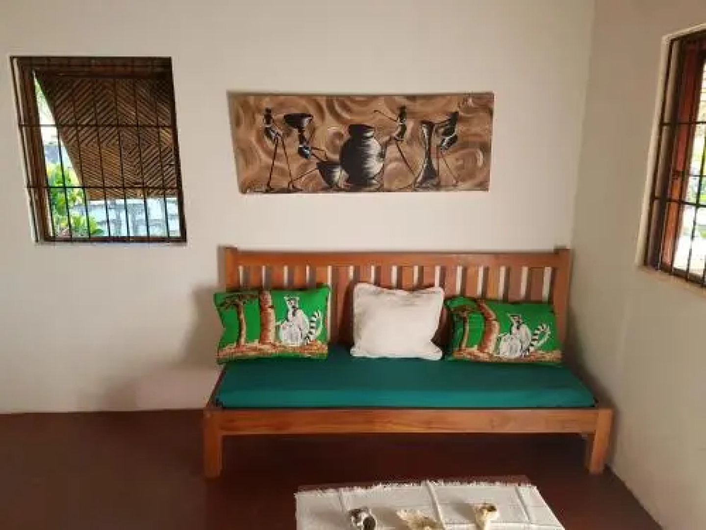 Les Dauphins De Nosy Be