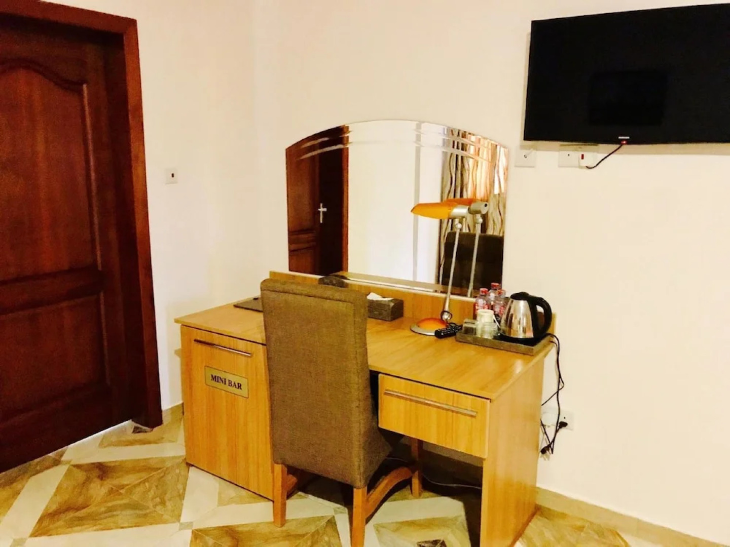 City Escape Hotel Prampram