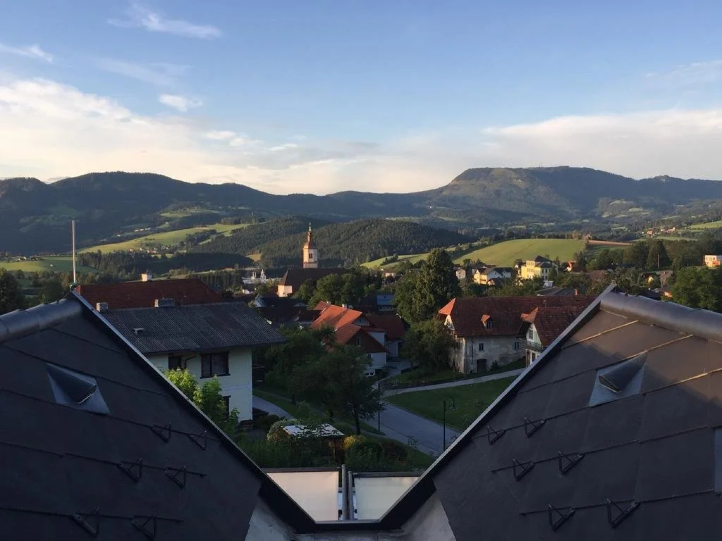 G.H. Knoll "Proellhofer" Cafe Bar Hills