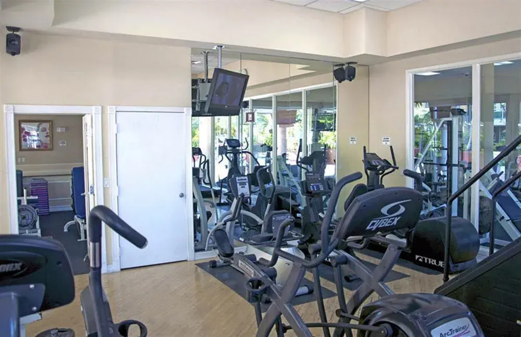 America Luxury Intracoastal Apartments