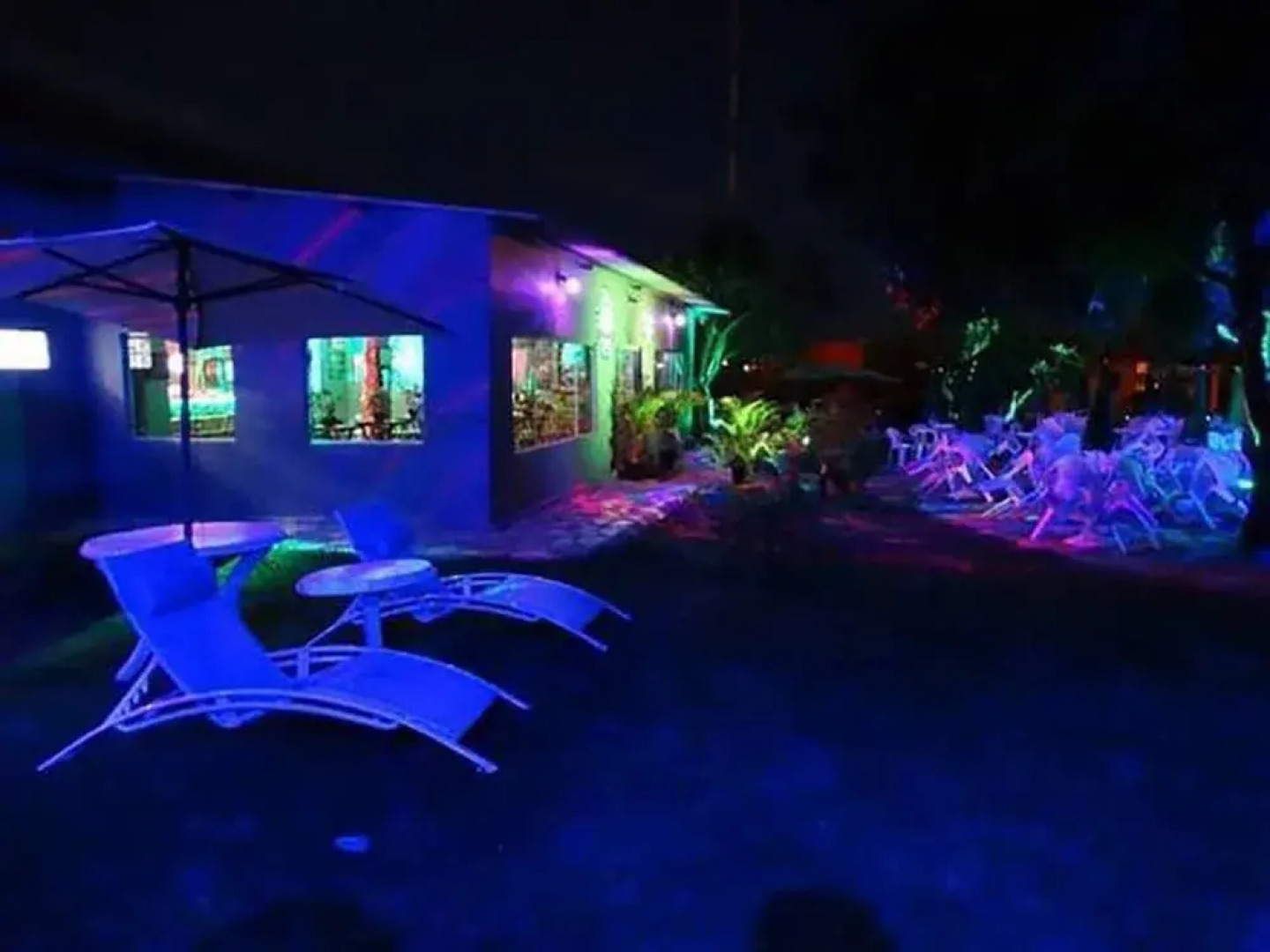 Road House GO 118 Motorcycle Hotel