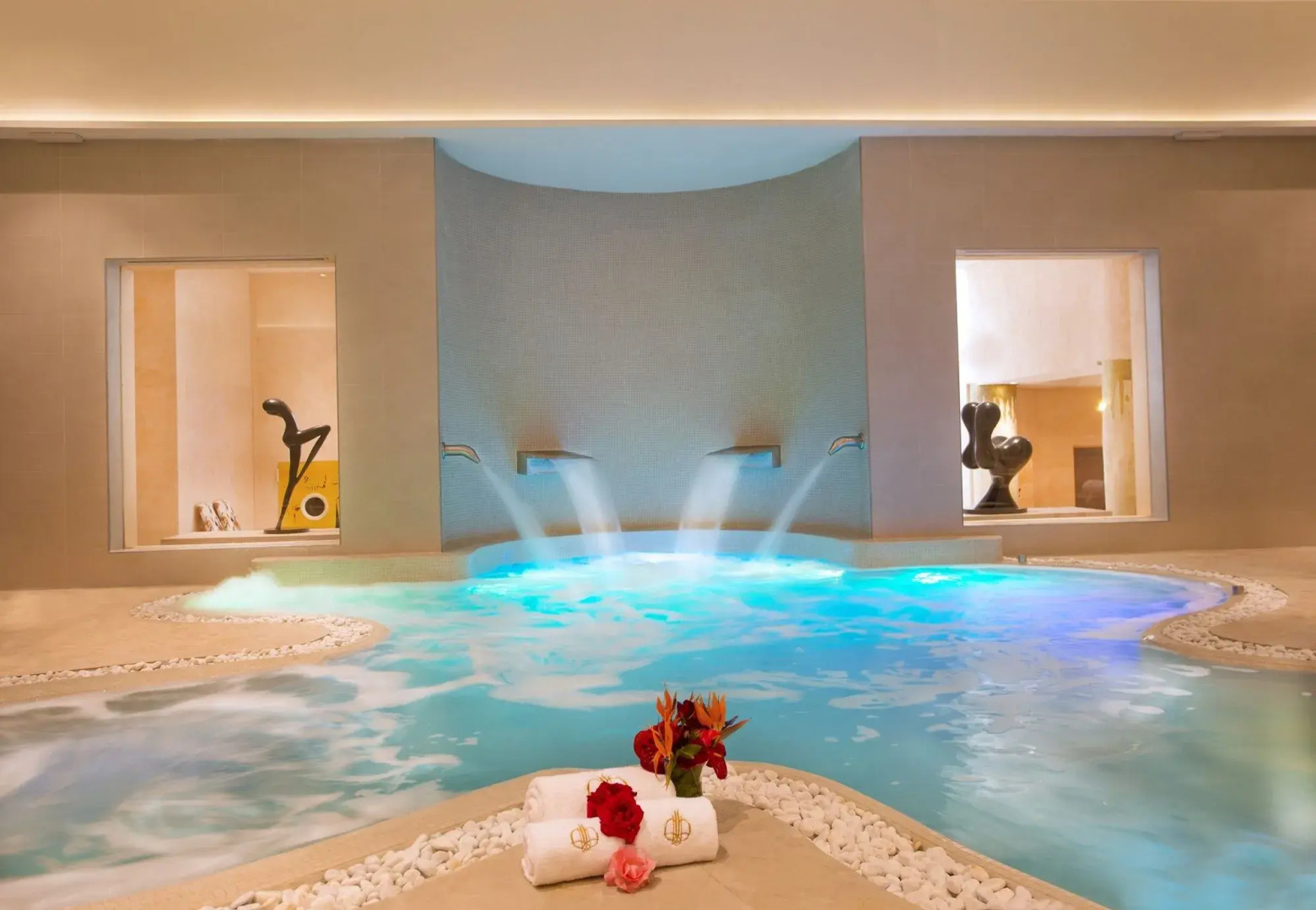 Healthouse Apartments