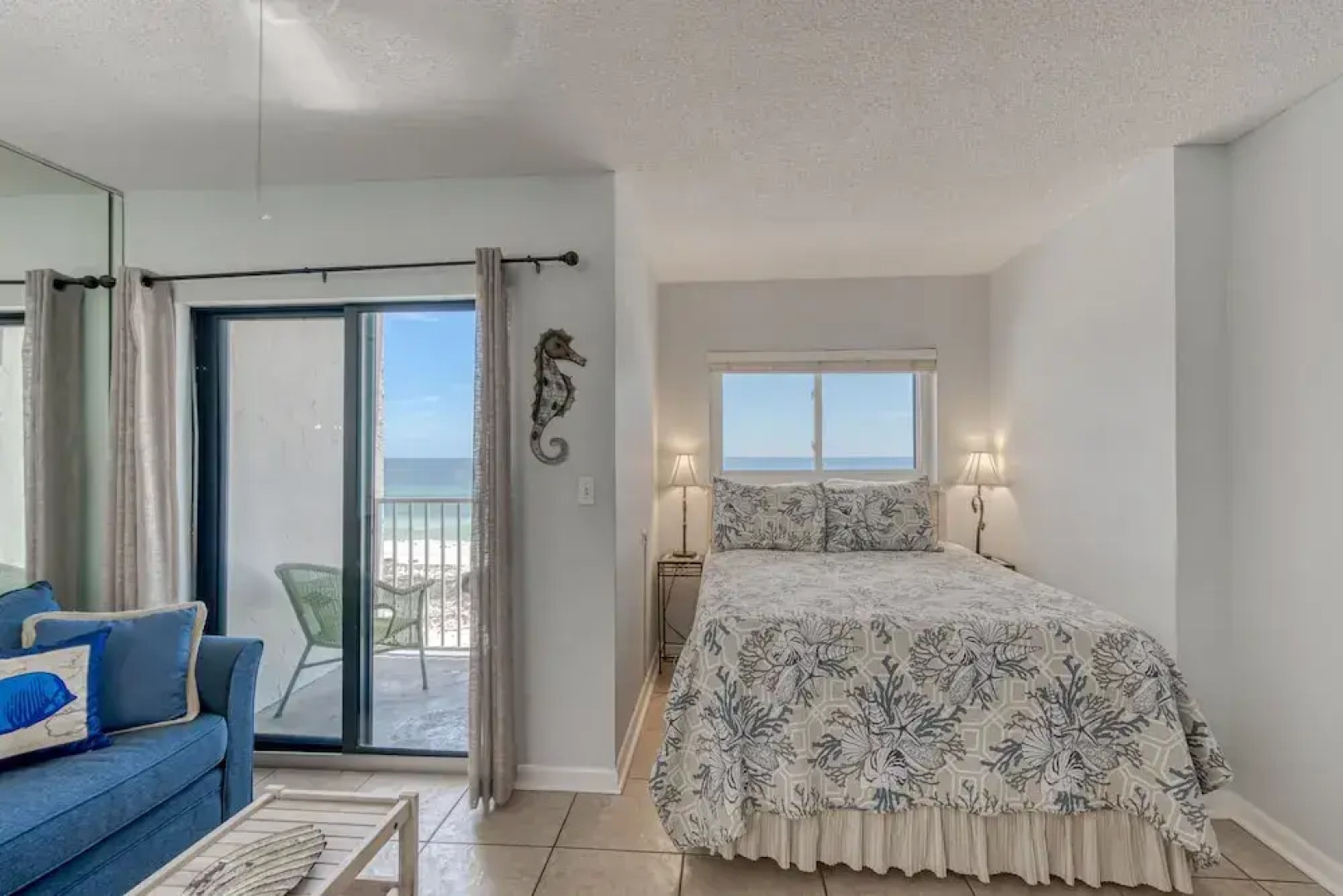 Royal Gulf Beach & Racquet Club 5802 Condo by RedAwning