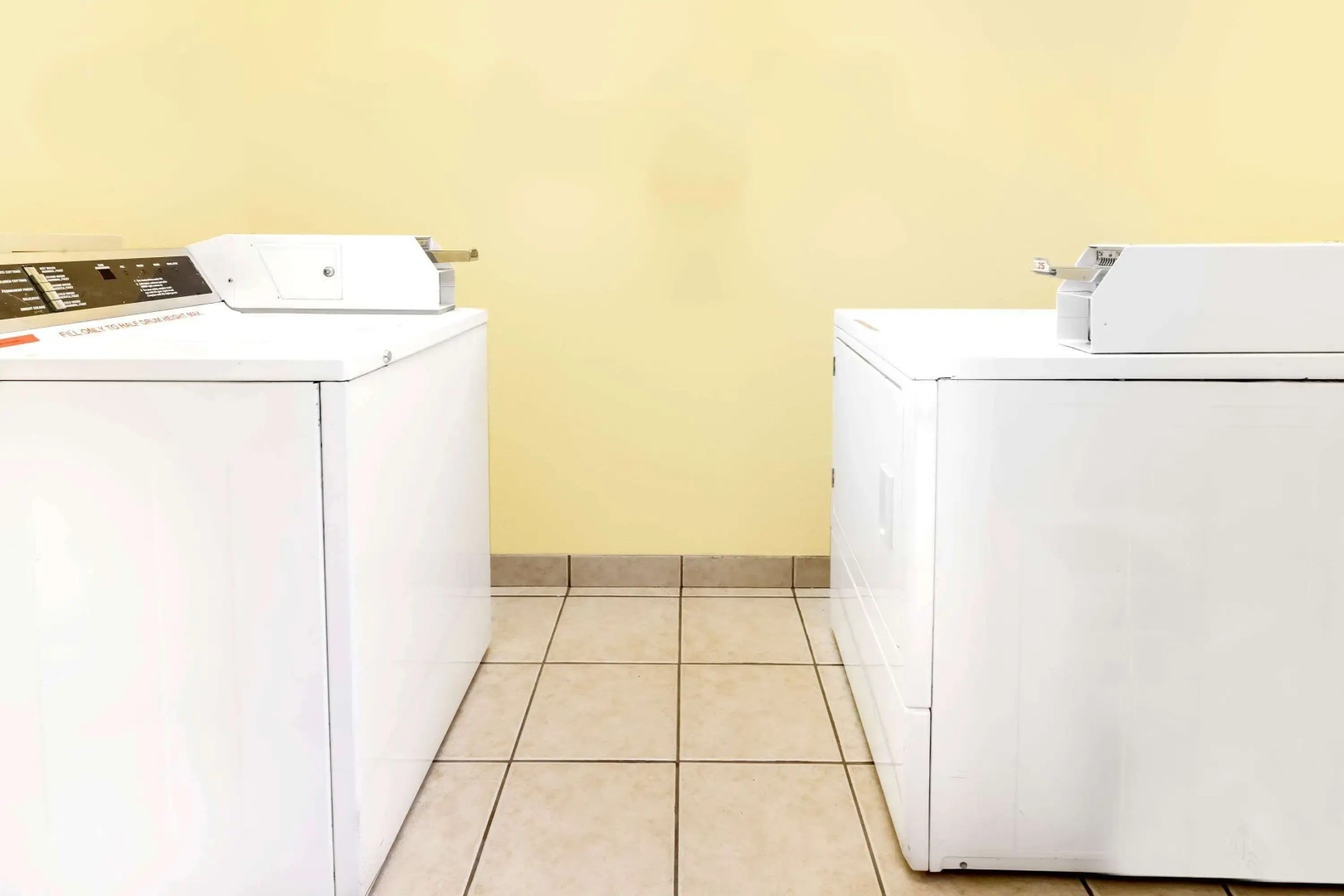 Super 8 by Wyndham Pine Bluff