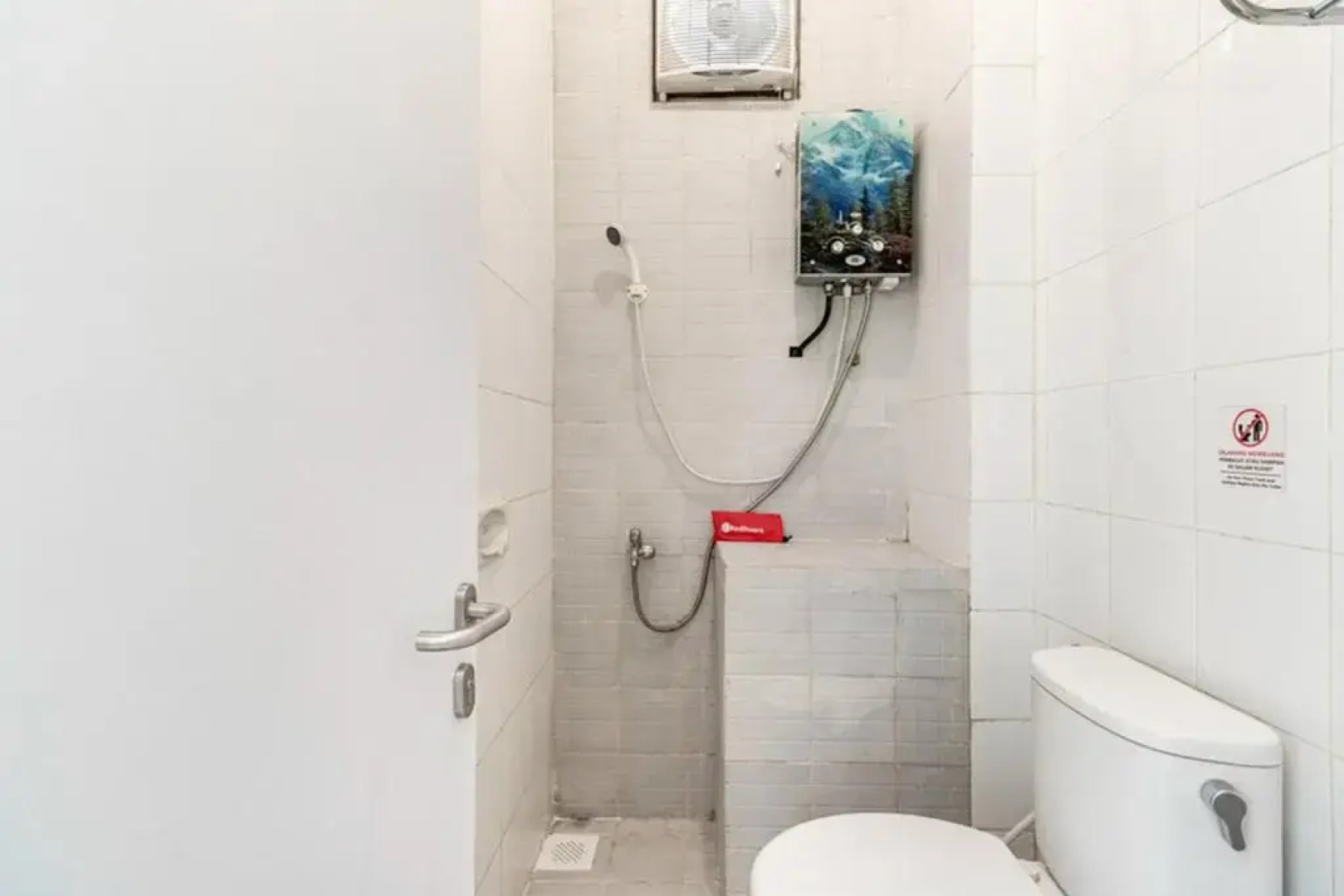 RedDoorz Syariah @ Wisma Arya 2