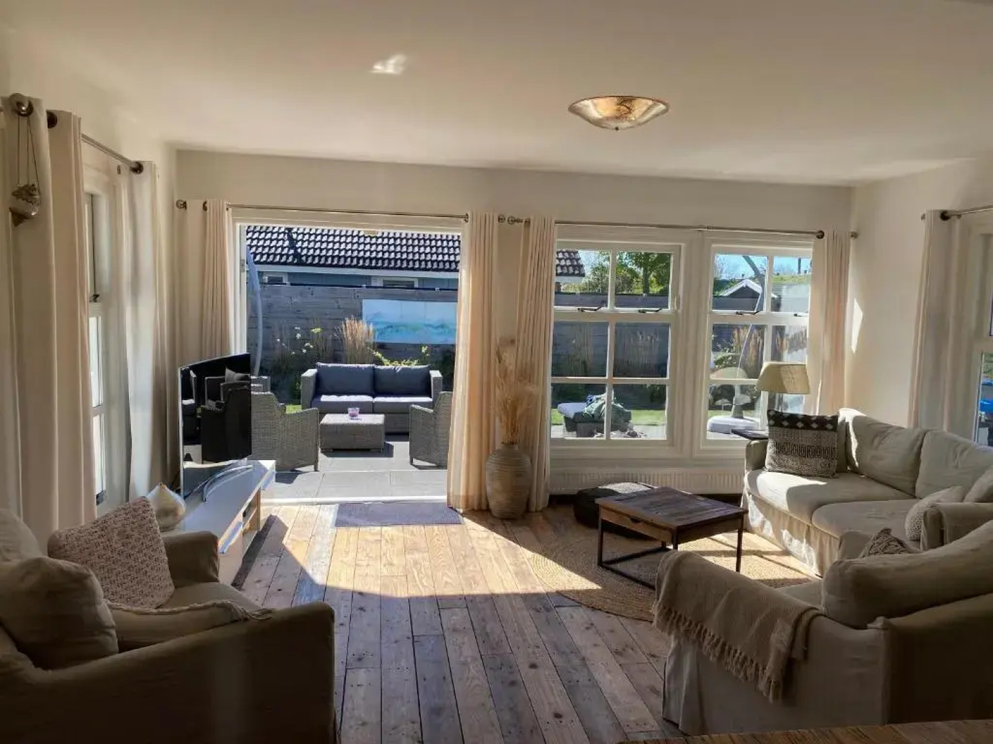 Heerlijke bungalow op 350 meter vanaf het strand!