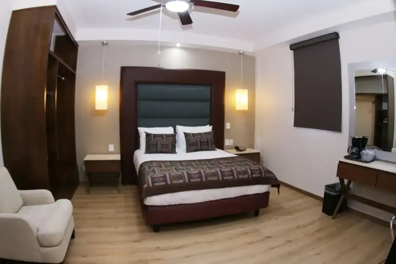 Centriplaza Hotel Suite & Spa