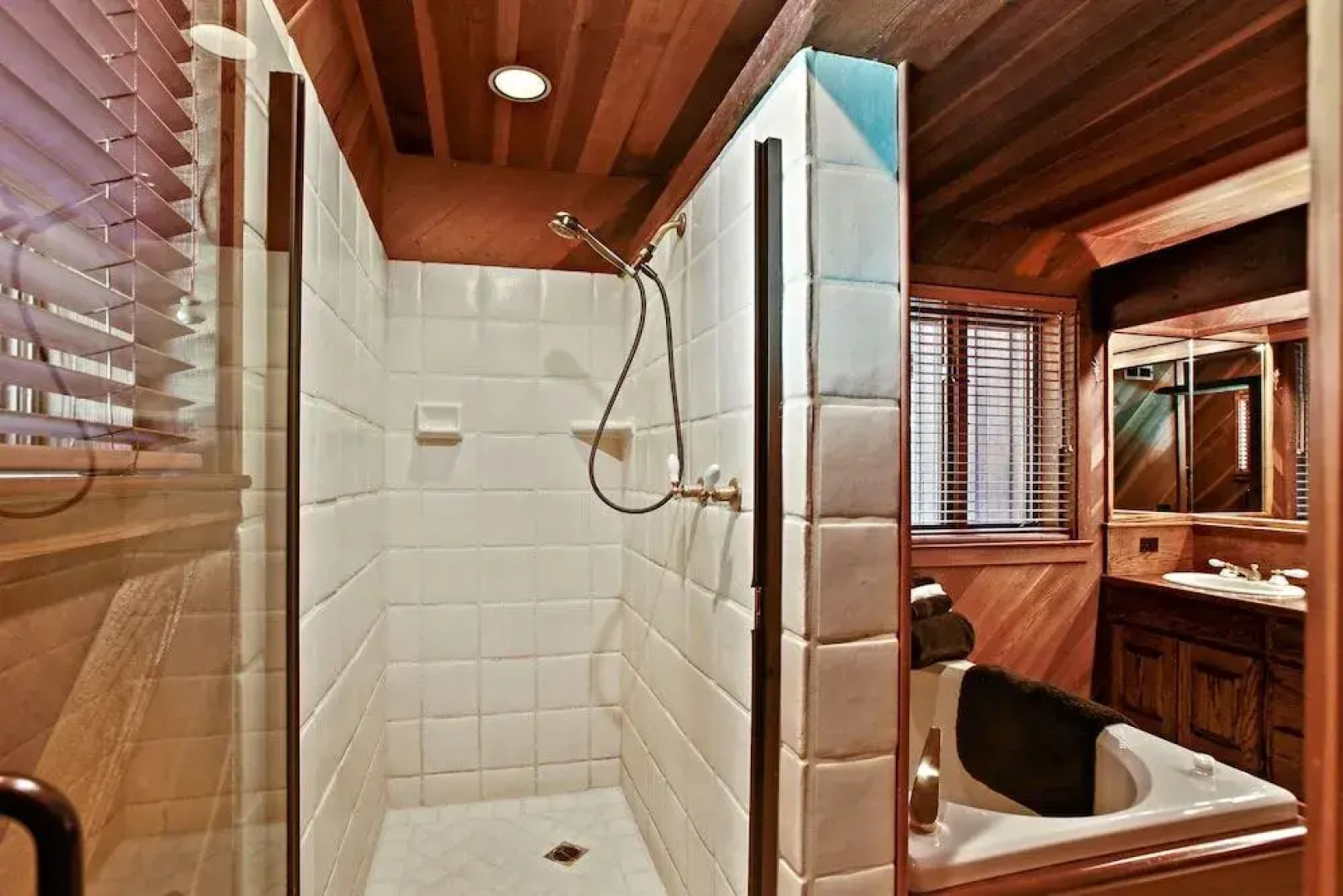 Yosemite Scenic Wonders - Fish Camp Area