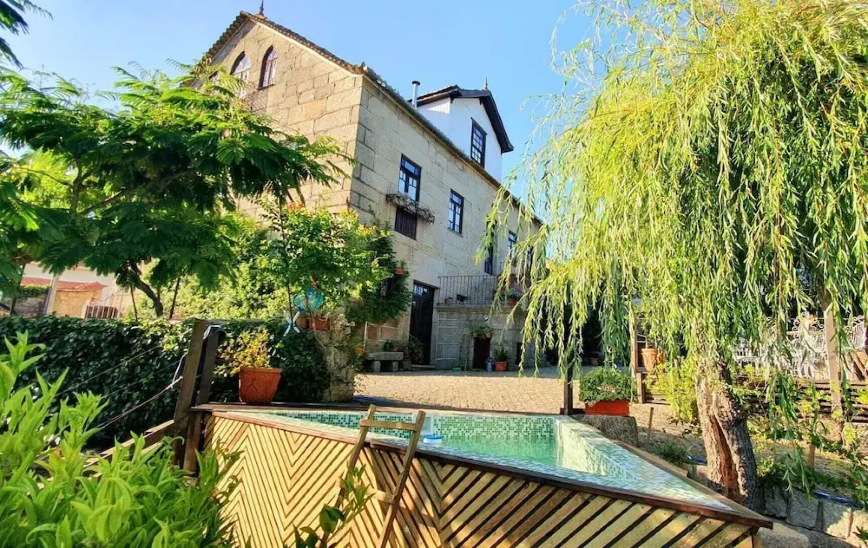 Casa do Fundo - Sustainable & Ecotourism