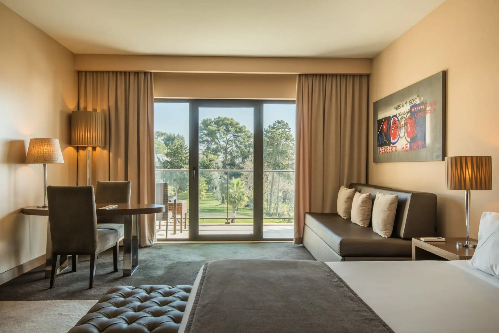 Отель Vila Gale Collection Palacio dos Arcos