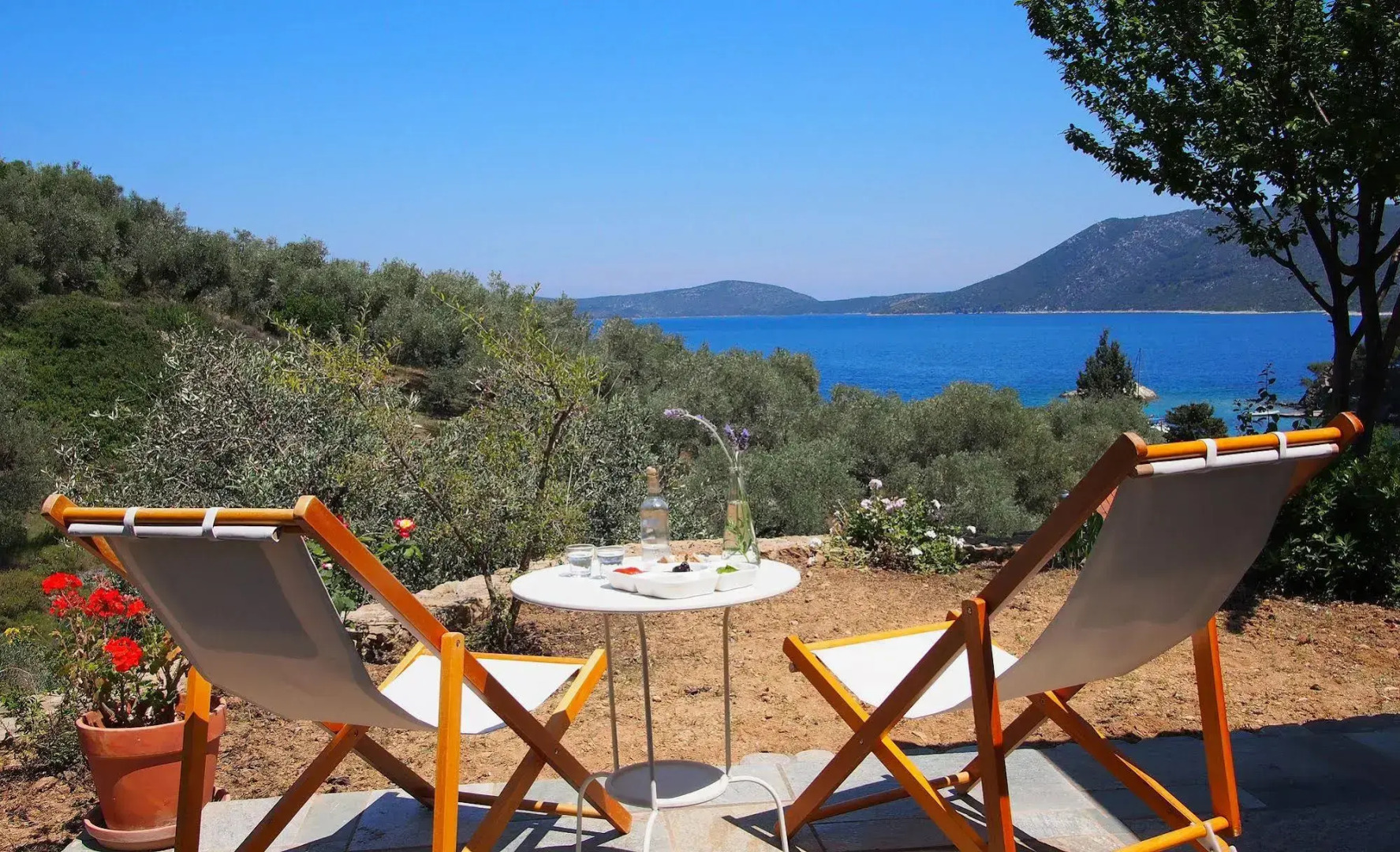 Lithea Villas and Studios by the Sea