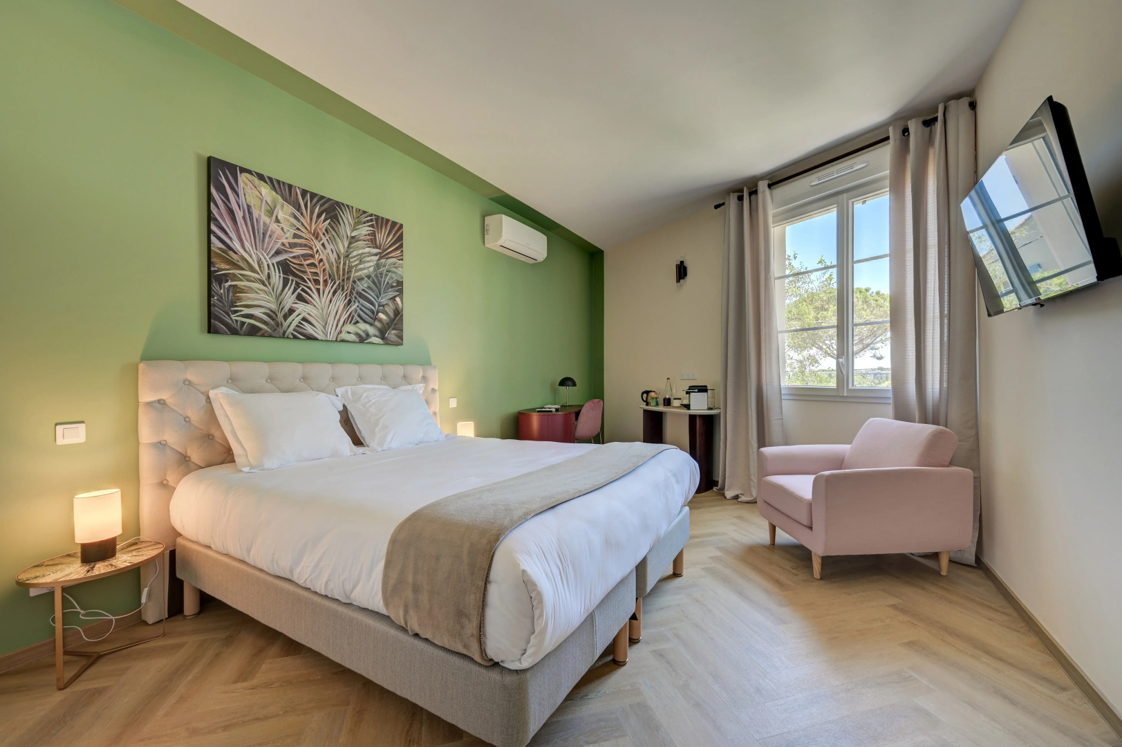 Logis Hotel Le Blason de Provence