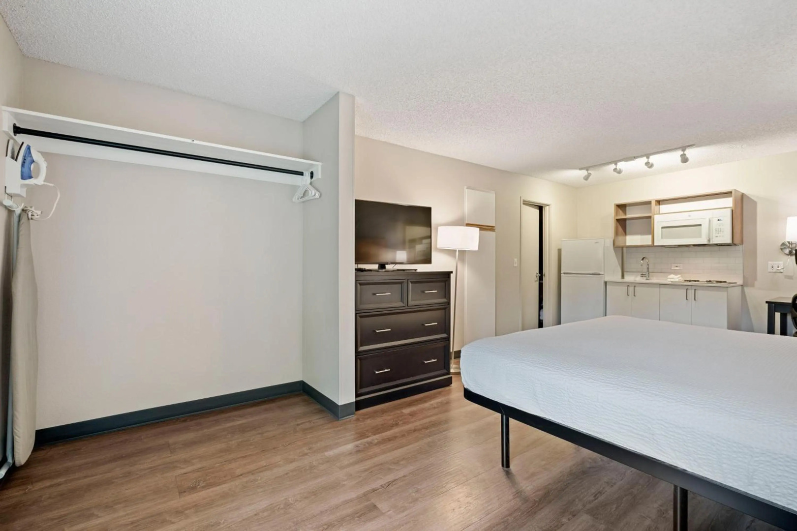 Extended Stay America Suites Seattle Redmond