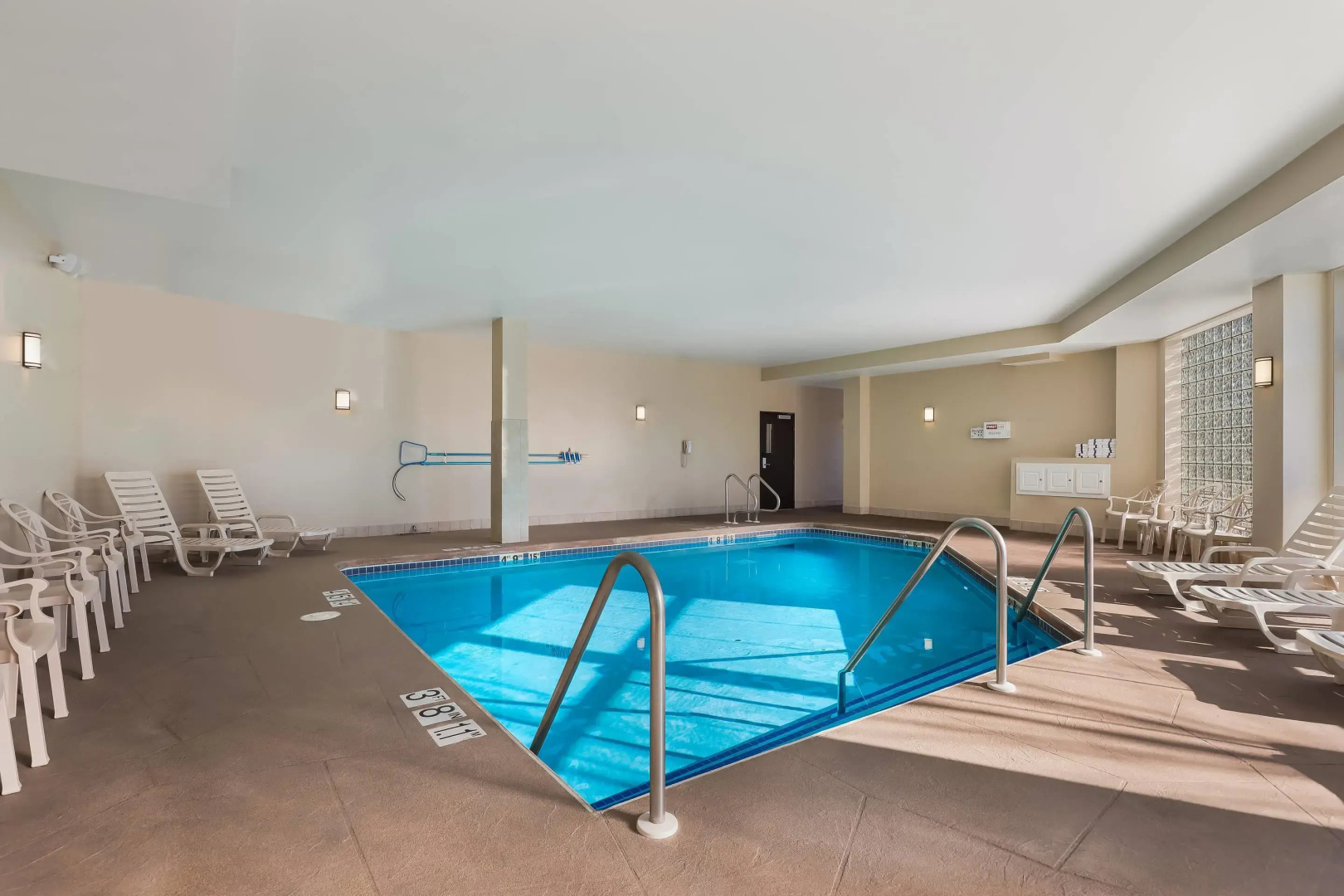 MainStay Suites Fitchburg - Madison