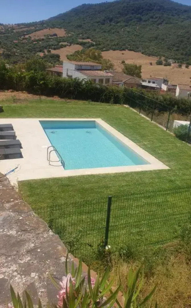 Casas Rurales- "Casa Larios"