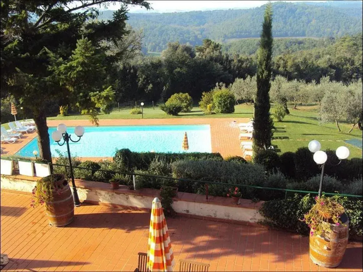 Cozy Apartment in Coiano - Castelfiorentino With Swimming Pool