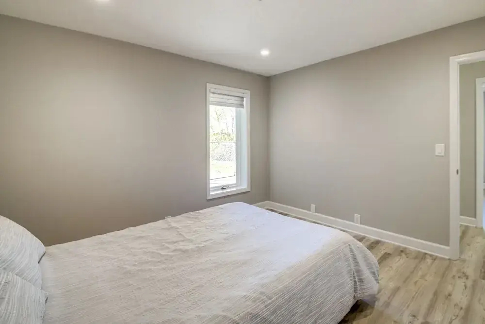 Lafollette Home: Community Pool & Mountain Views!