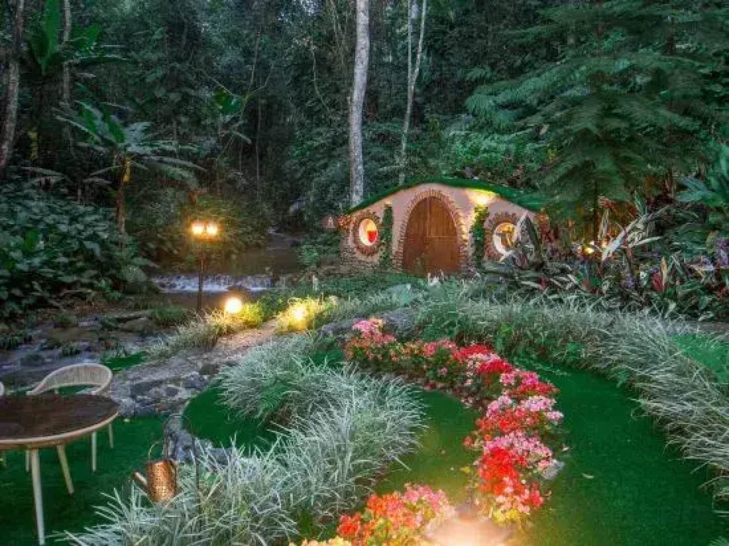 Puradise Private Residence