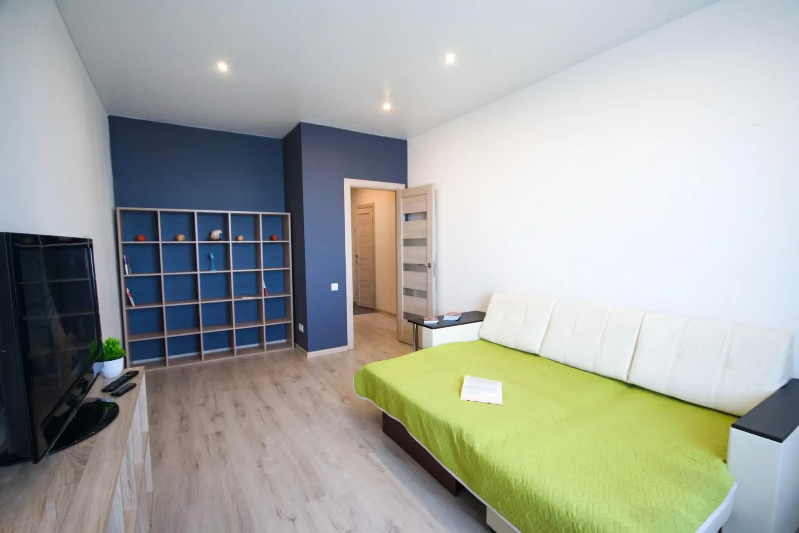 Pryanik Apartments (Пряник Апартментс) на проспекте Ленина 134