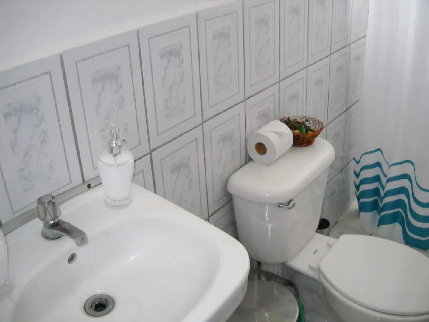 Lajuela BnB & Hostel