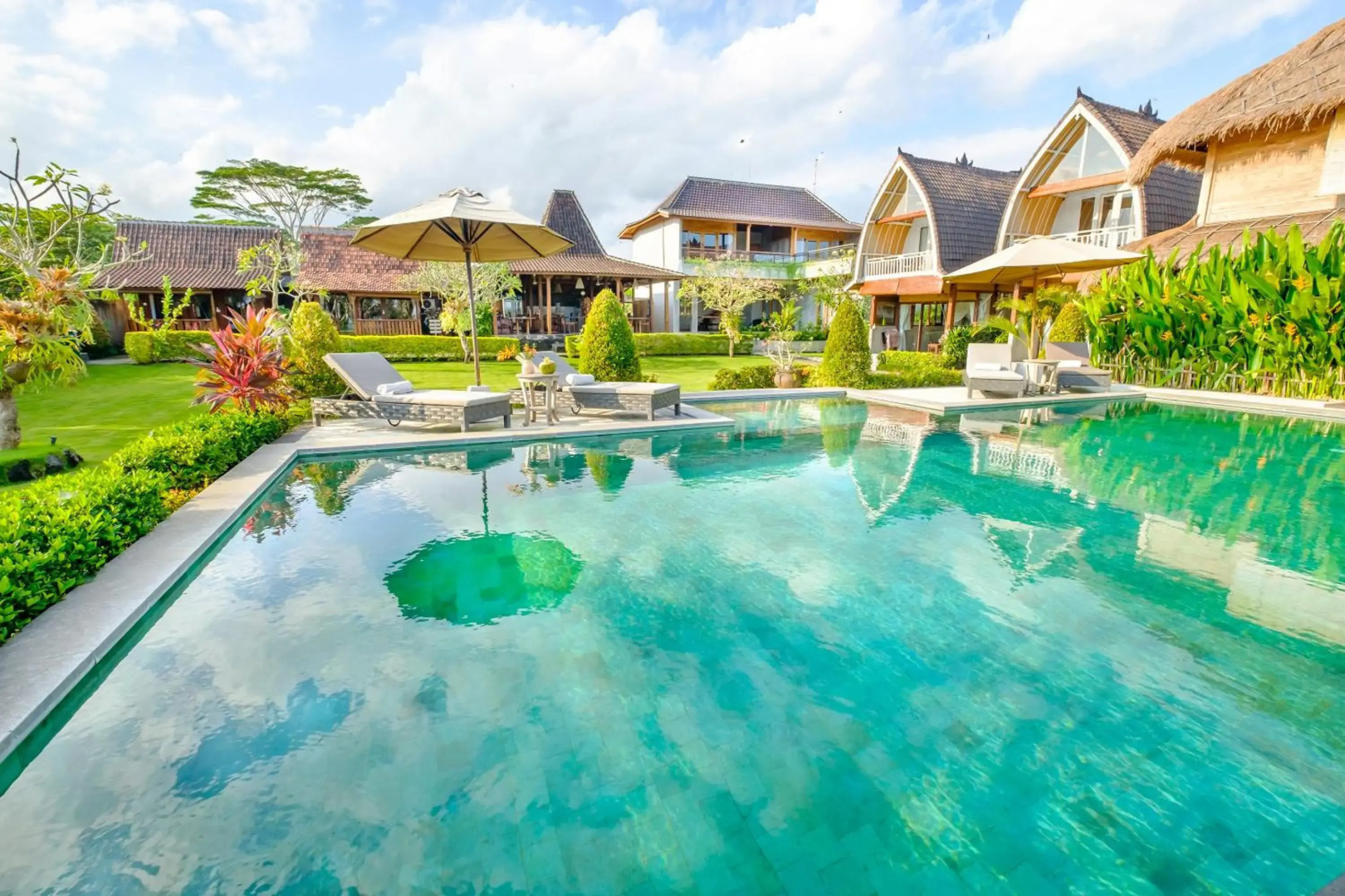 Canggu Wooden Green Paradise