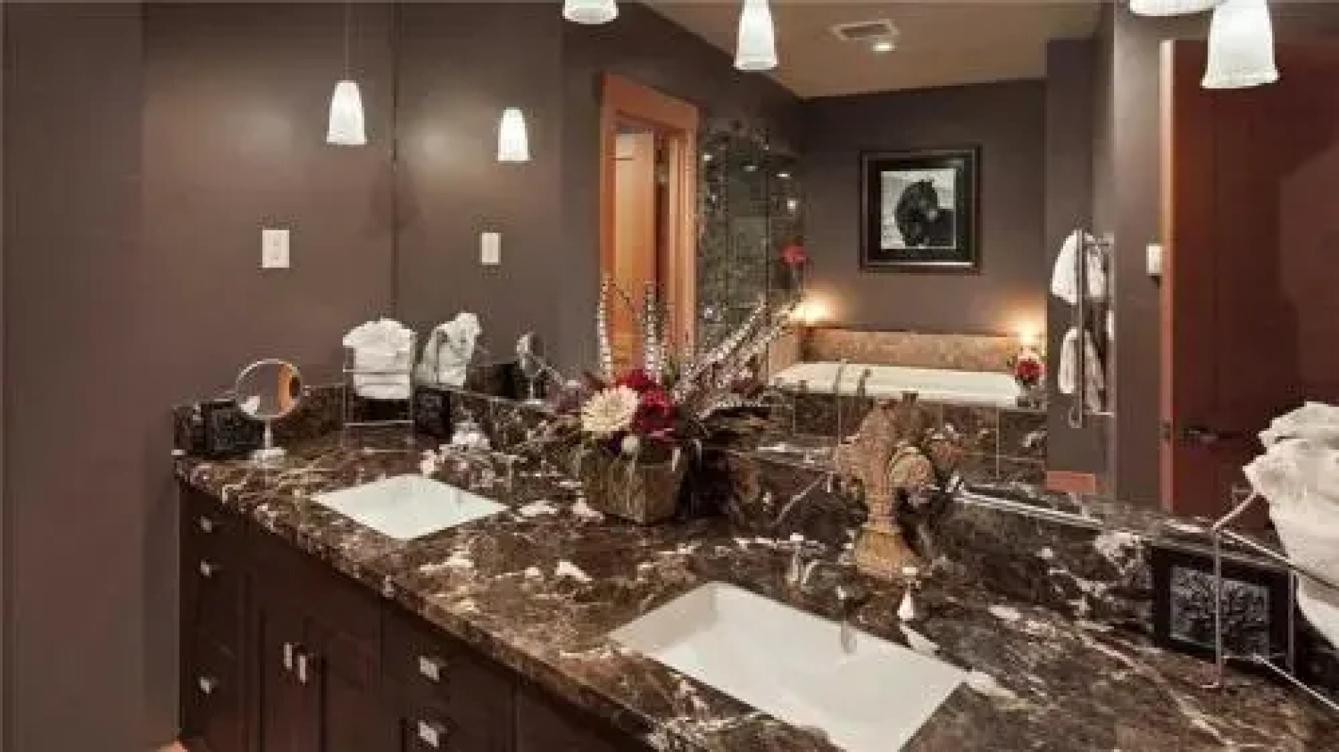 Sunshine Peak Chalet