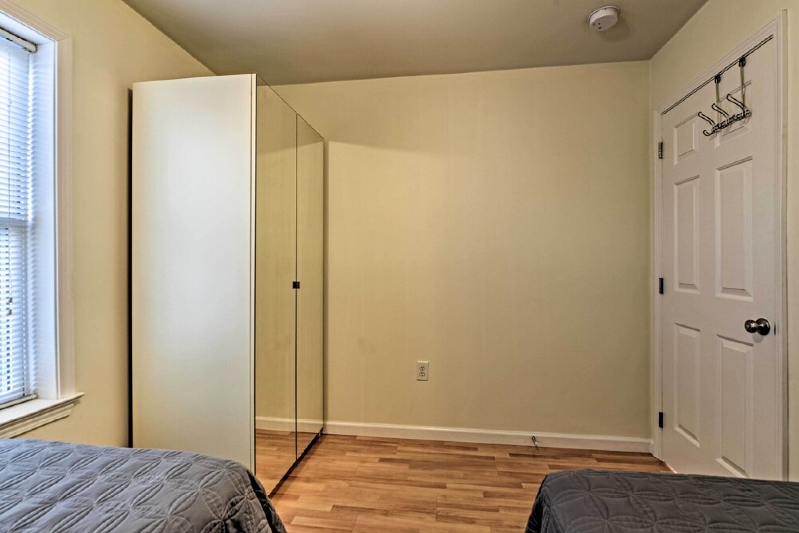 Charming Cottage - Steps to Point Pleasant Beach!