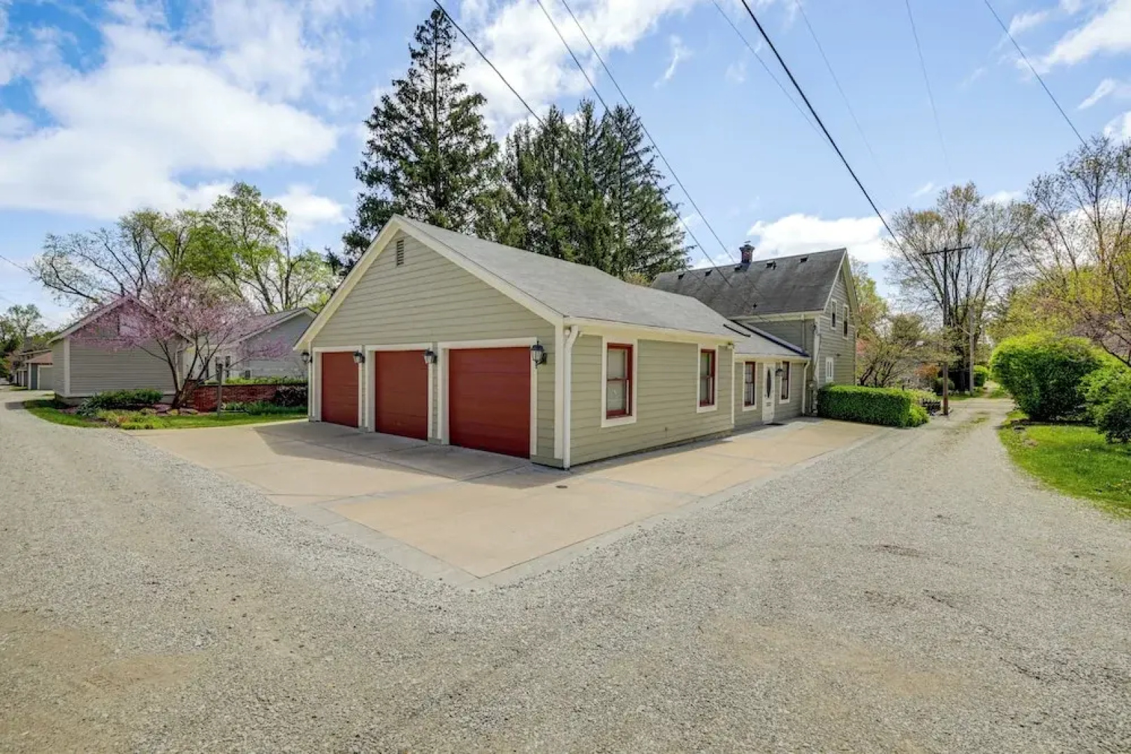 Walk to Main St & Parks: Zionsville Village Home