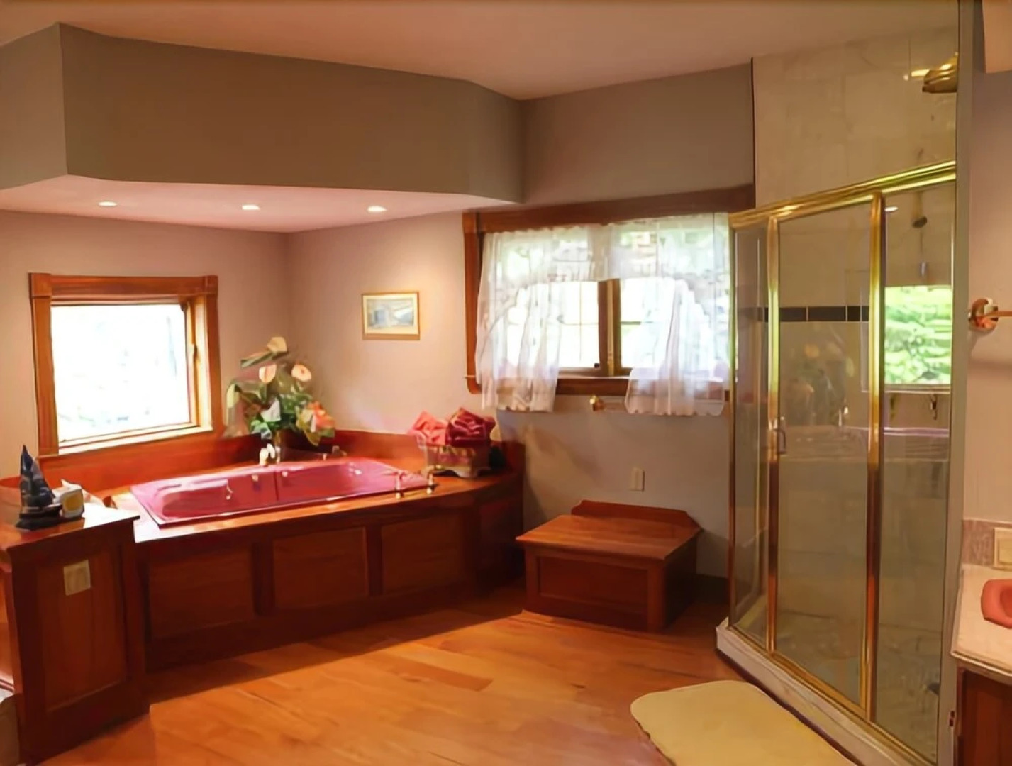 Ocean Garden Estate - Six Bedroom Home