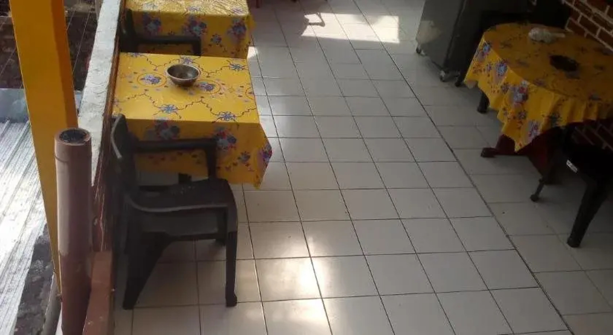 Hostal Casa Amarilla - Hostel