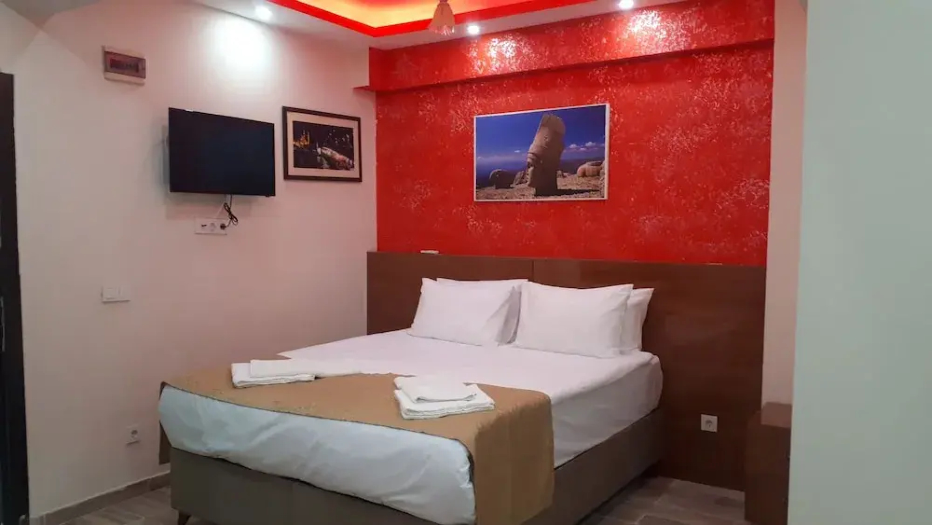 Yakut Hotel