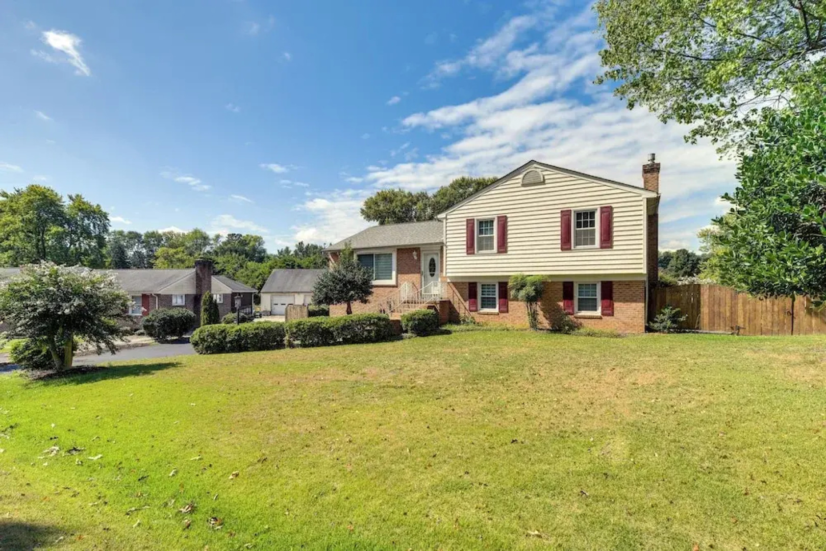 8 Mi to Richmond: Pet-friendly Vacation Rental!