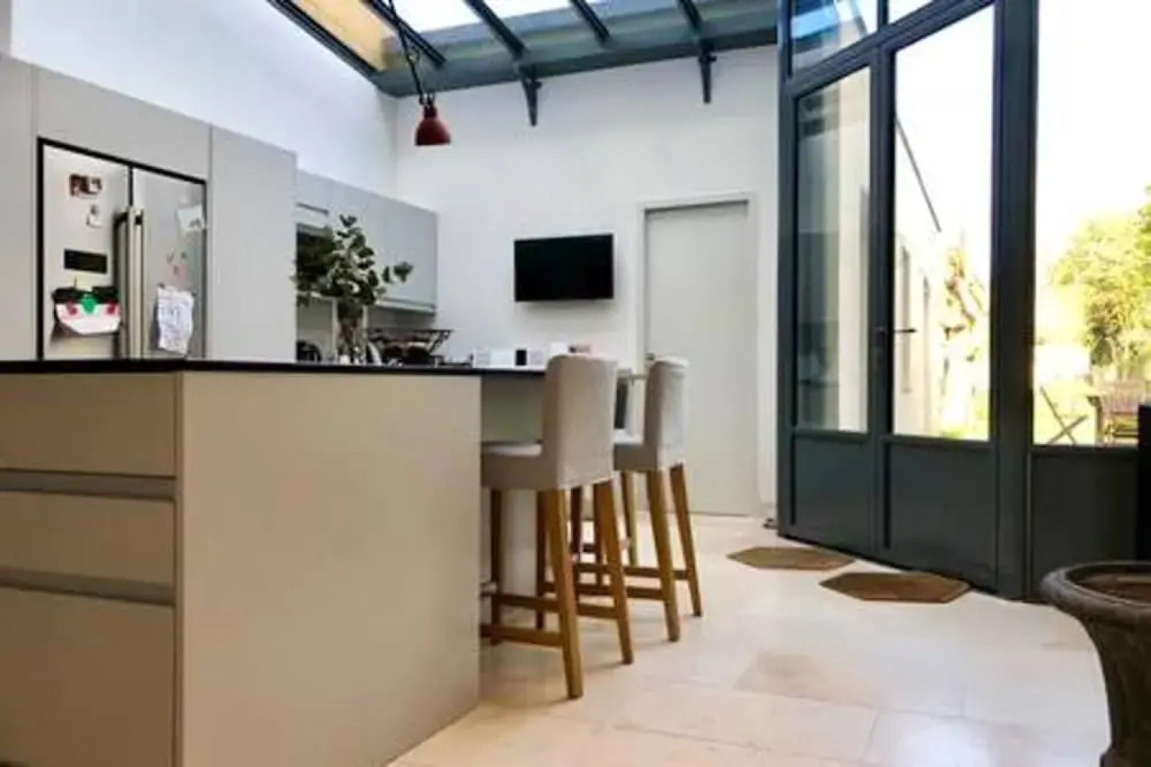 Villa with 4 Bedrooms in Bordeaux, with Private Pool, Enclosed Garden And Wifi