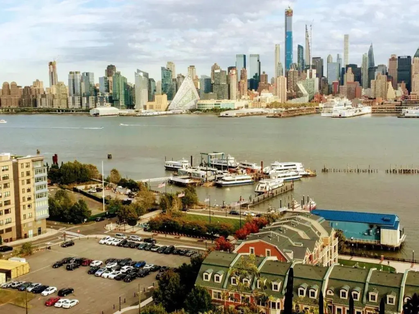 2cozy Apt W/ Fast Transportation To New York City