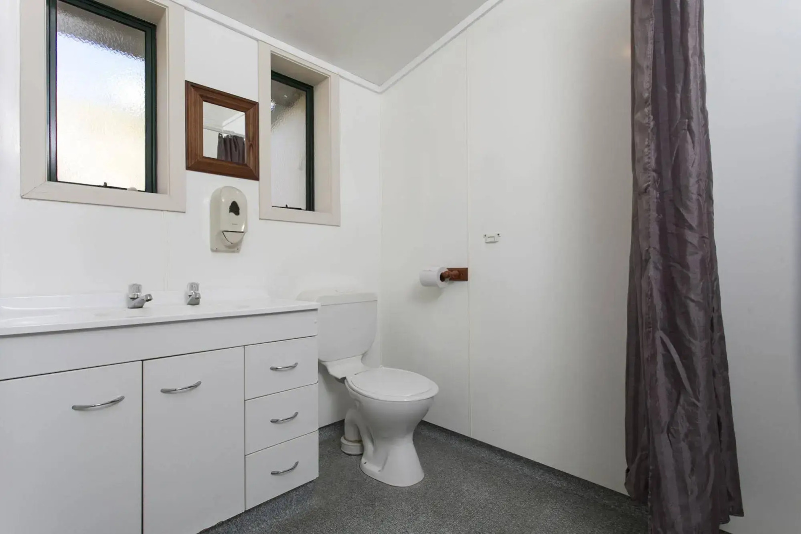 Opal Hot Springs & Holiday Park