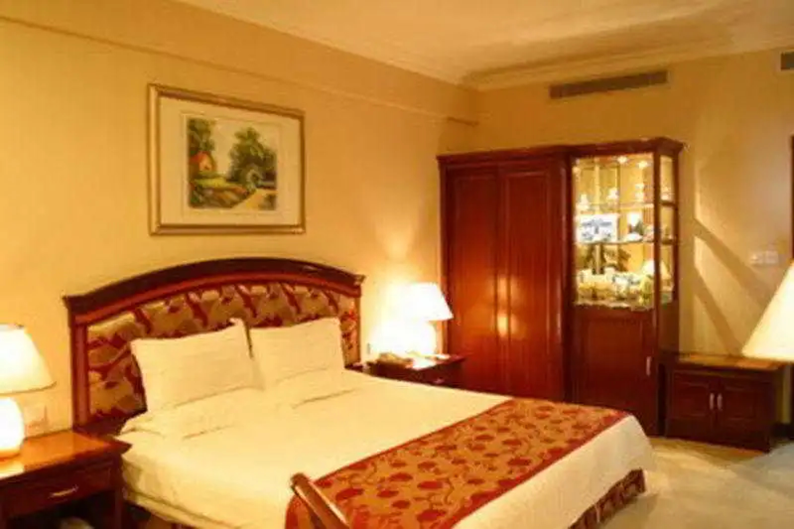 Imperial Court Hotel