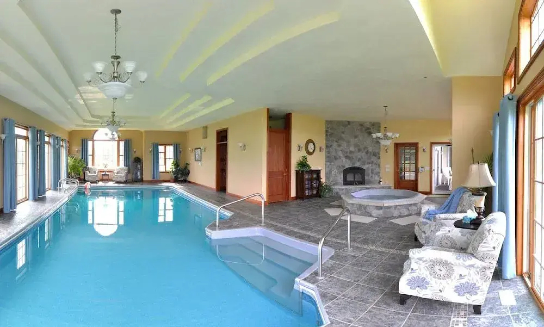 Stone Edge Estate Bed & Breakfast