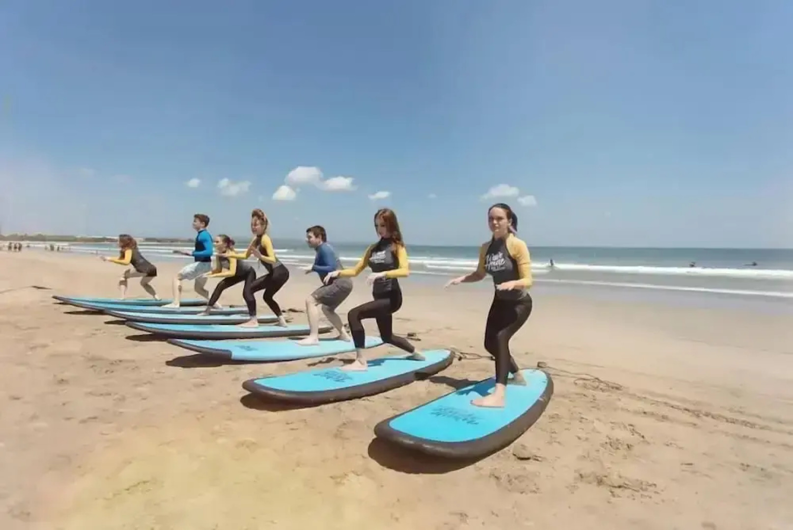 Wave House - Surf Camp