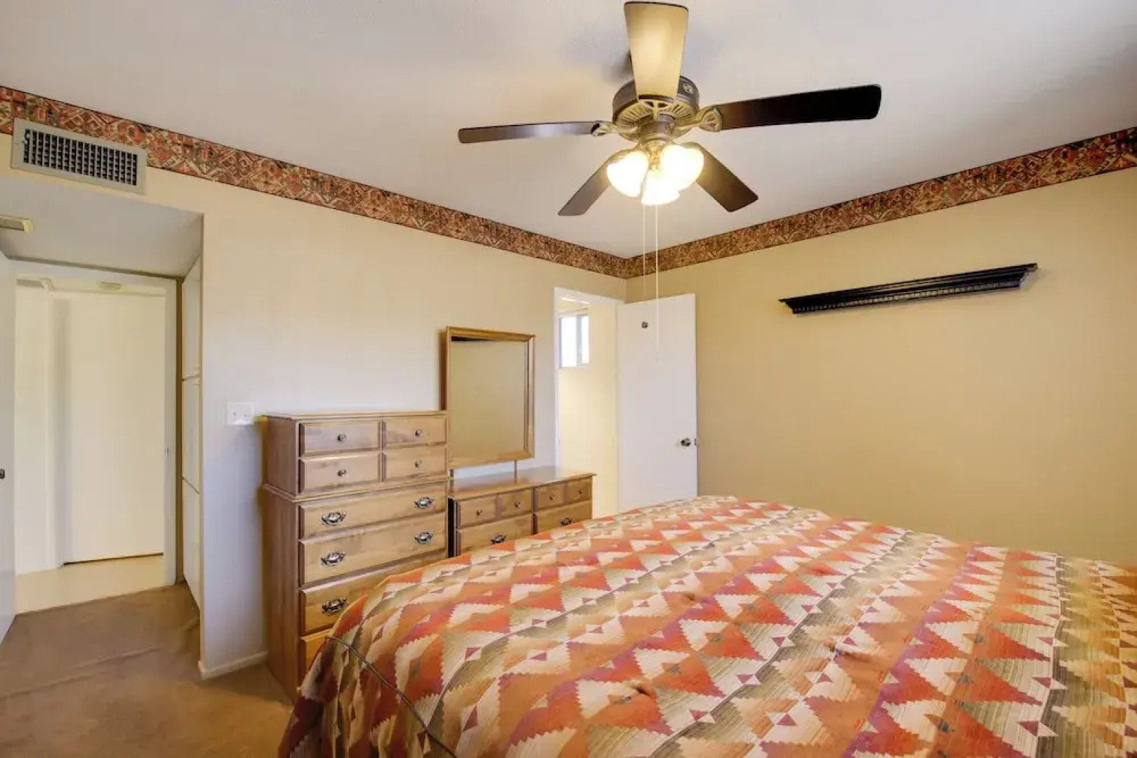 Patio & Mtn Views: 55 + Apache Junction Home!