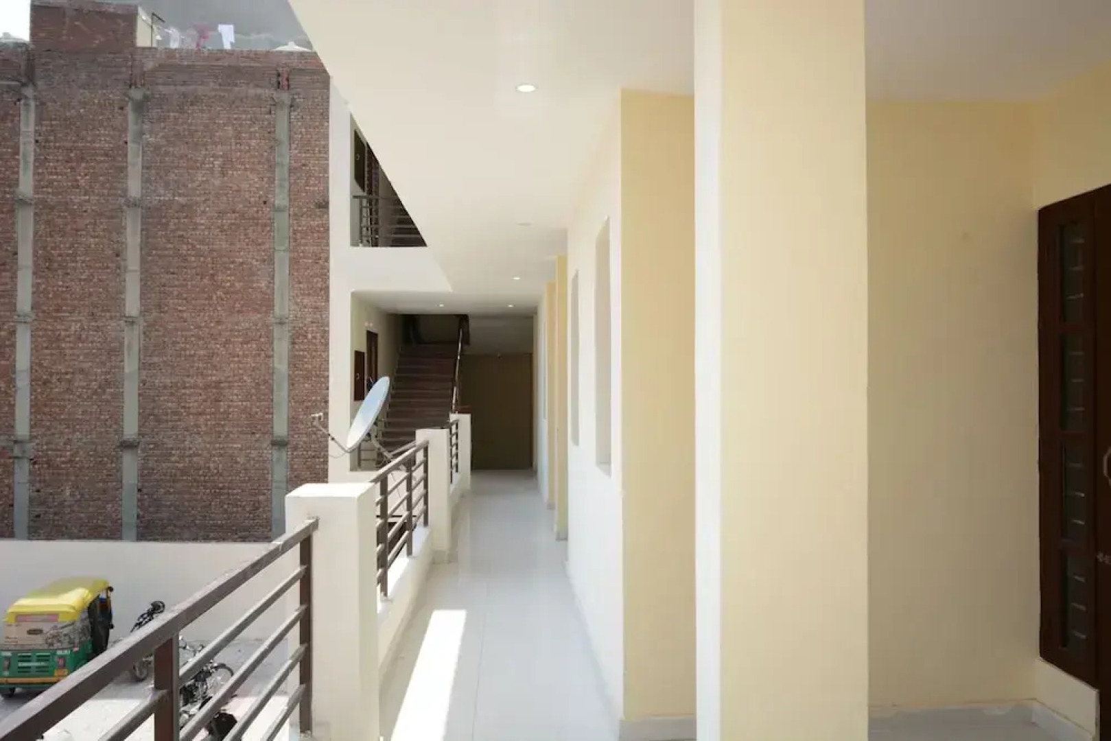 OYO 37658 King Palace